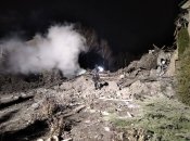 Спасатели сразу же кинулись на помощь роженицам и медикам