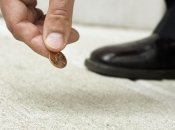 Монета — очень удачная находка.