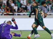 Роман Безус