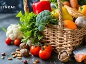 Вживання цих продуктів допоможе вам підтримувати імунітет та загальне здоров'я (фото створене з допомогою ШІ)