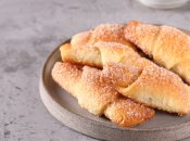 Рогалики з повидлом