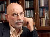 Російський письменник Борис Акунін підтримав Україну у війні