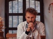 Ресторатор заинтриговал свадебными фото, но не все так однозначно