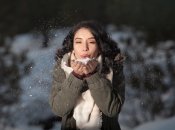 Дбати про шкіру обличчя потрібно не лише косметичними засобами, а й зсередини