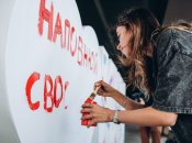 Соня Морозюк разукрасила ТРЦ Gulliver