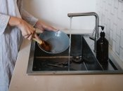 Як відмити жир з посуду в холодній воді