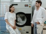 Белые вещи лего теряют свой цвет