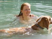 Песики обожнюють купання з господарями