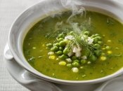 Цей суп стане чудовим варіантом ситного обіду  (зображення створено за допомогою ШІ)