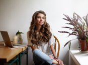 Сочные аутфиты можно формировать и без сгребания новых коллекций