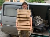 Українці регулярно допомагають ЗСУ