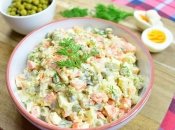 Классика польской кухни — sałatka jarzynowa