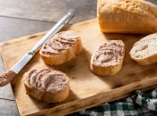 Нежный паштет с яблоками