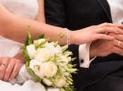 Пятнадцатая годовщина - хрустальная свадьба.