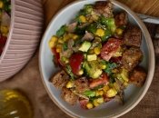 Салат з телятиною та авокадо