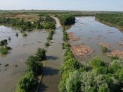 Під воду пішли десятки населених пунктів, доріг та полів
