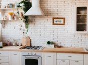 Ефективні методи для легкого знежирення меблів