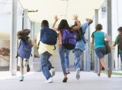 Летние каникулы в школах начнутся в середине лета