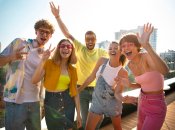 Какая песня стала самой популярной в 2001 году