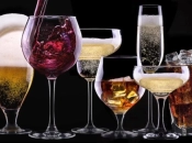 Від якого алкоголю найлегше розповніти: нутриціолог дала чітку відповідь