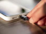 Как ускорить зарядку телефона - простой лайфхак