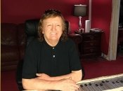 Фрэнк Фариан основал легендарную диско-группу