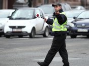 Регулировщик на дороге