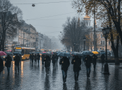 Погода у першій декаді жовтня буде дощовою та похмурою