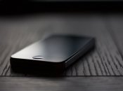 Многие люди держат дополнительный телефон выключенным для определенных нужд
