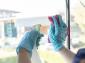 Чистка окон доступными средствами