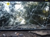 Разбитое зеркало может являться символом чего-то нового