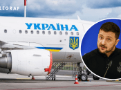 Зеленский оступился во время схода с самолета в Турции