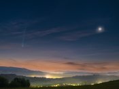 Нісімура (ліворуч) та Венера (праворуч) у небі над Словаччиною