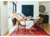 Почему ребенок не отпускает маму ни на шаг