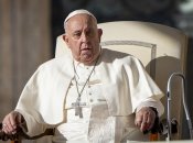 Українці називають папу Франциска другом Путіна