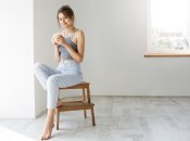 Поза, в которой вы любите сидеть расскажет о вашей личности