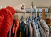 Якщо прання не допомогло можна спробувати нашатирний спирт, оцет, сіль та ефірні олії