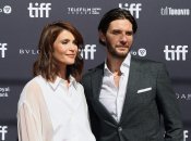 Британські актори Джемма Артертон та Бен Барнс