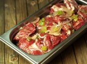 Правильная нарезка мяса важна для шашлыка