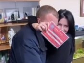 Роман Пилипенко та Василина Софранюк з перепусткою