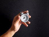 Нужно ли переводить часы в марте 2025 года