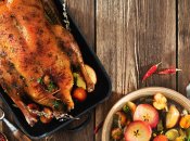 Утка с яблоками