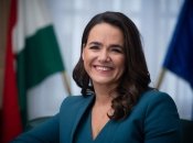 Каталин Новак