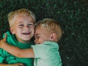 Привітання з днем народження старшому брату