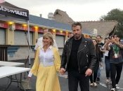 Впервые со времен "Бриолина": Джон Траволта и Оливия Ньютон-Джон вернулись к своим легендарным образам
