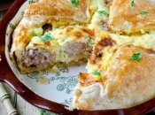 Необычный пирог с кабачками и фрикадельками