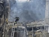 Экстренные службы работают на местах прилетов