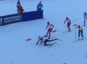 Российскую лыжницу, повалившую соперницу на финише, лишили "золота" чемпионата мира (видео)