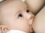 Грудное кормление повышает интеллект ребенка