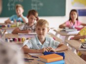 Школярі в Україні сильно перевантажені